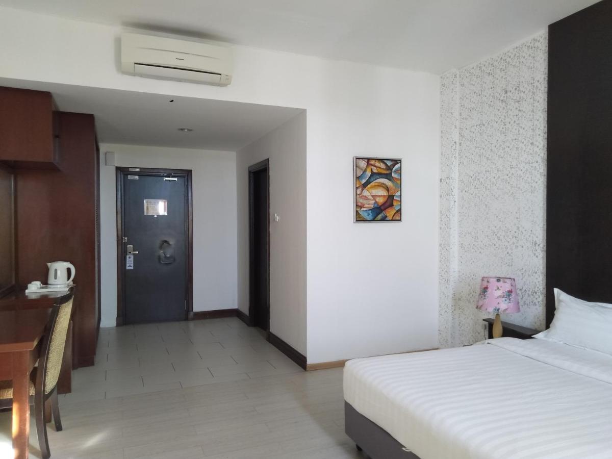 Ginasuite Kompleks27 Hotel Bandar Seri Begawan Exterior foto
