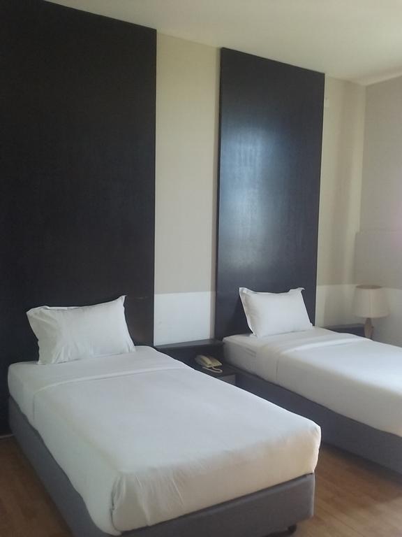 Ginasuite Kompleks27 Hotel Bandar Seri Begawan Exterior foto