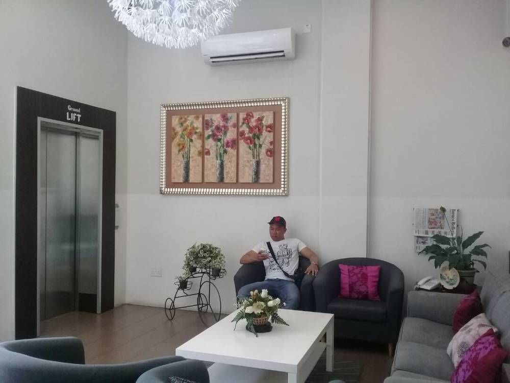 Ginasuite Kompleks27 Hotel Bandar Seri Begawan Exterior foto